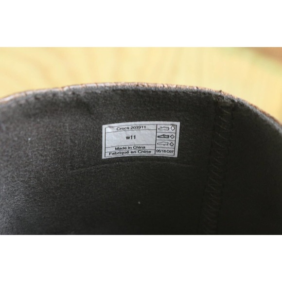 New Crocs Clogs Womens Sz11 Triple Dual Comfort Tooled Brown Shoes Flats Comfort - Picture 8 of 8